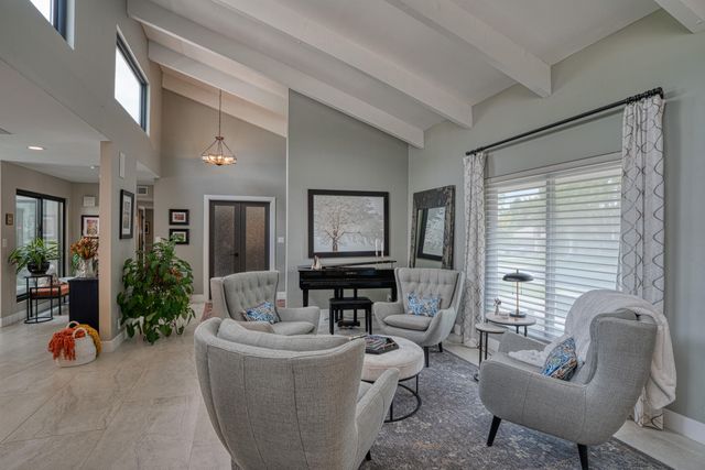 9307 Pebble Beach Drive NE, Albuquerque, NM 87111