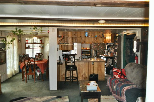 10585 Blackwell Road, Central Point, OR 97502