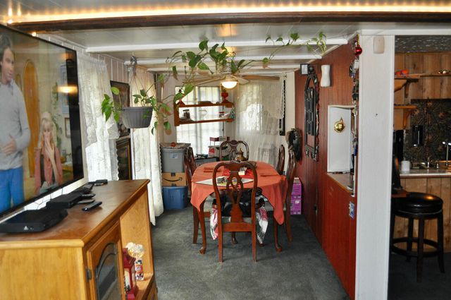 10585 Blackwell Road, Central Point, OR 97502