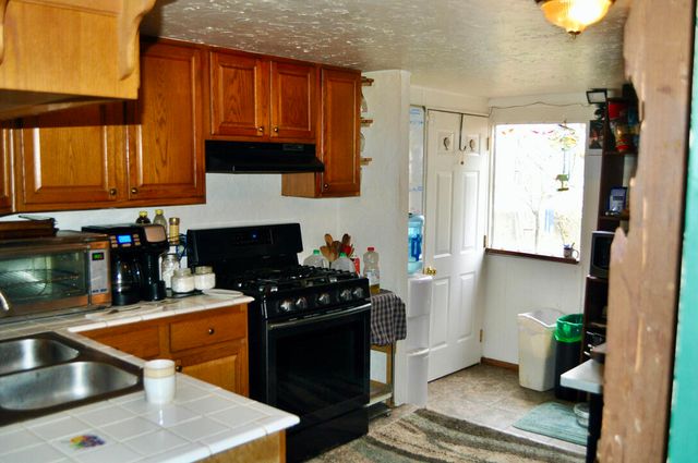 10585 Blackwell Road, Central Point, OR 97502