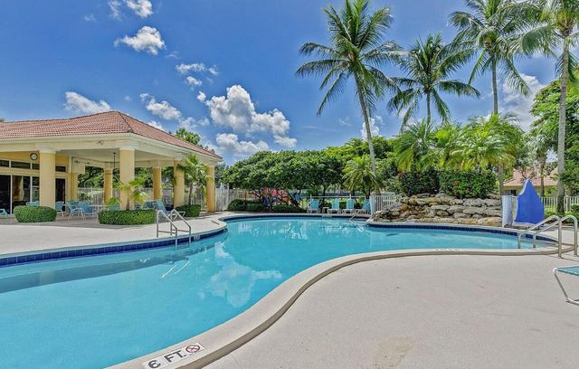 1073 Aspri Way, Riviera Beach, FL 33418