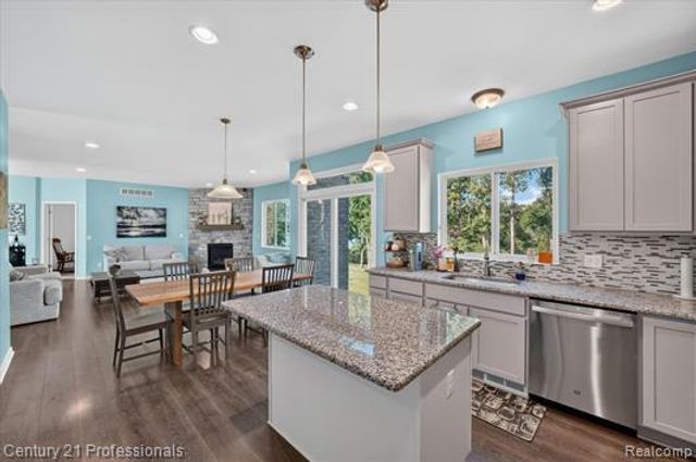 126 Parker, Ortonville Village, MI 48462