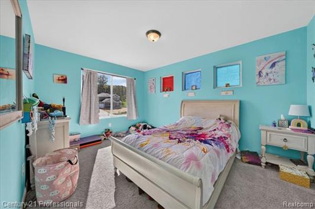 126 Parker, Ortonville Village, MI 48462
