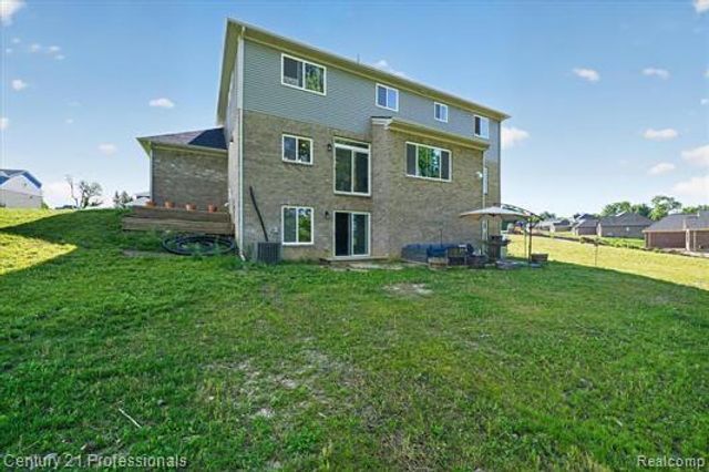 126 Parker, Ortonville Village, MI 48462