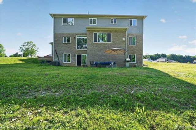 126 Parker, Ortonville Village, MI 48462