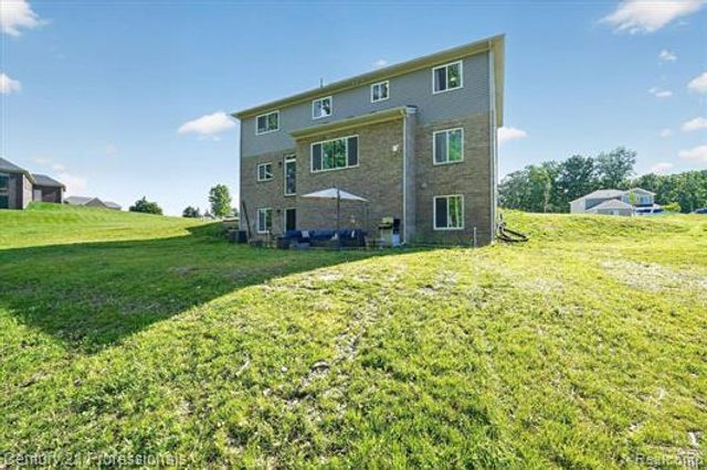 126 Parker, Ortonville Village, MI 48462