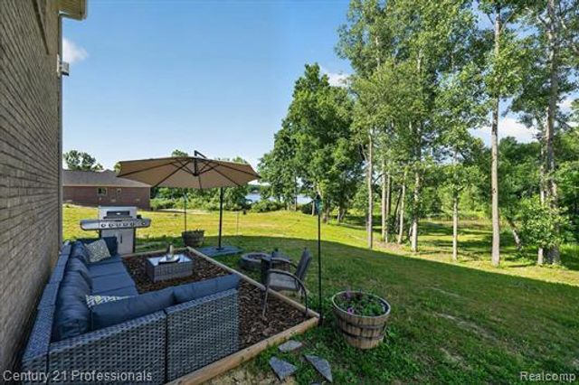 126 Parker, Ortonville Village, MI 48462
