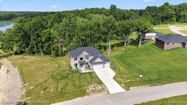 126 Parker, Ortonville Village, MI 48462