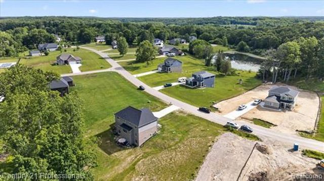 126 Parker, Ortonville Village, MI 48462