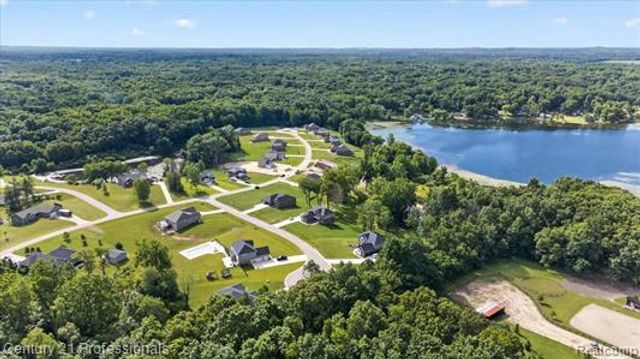 126 Parker, Ortonville Village, MI 48462