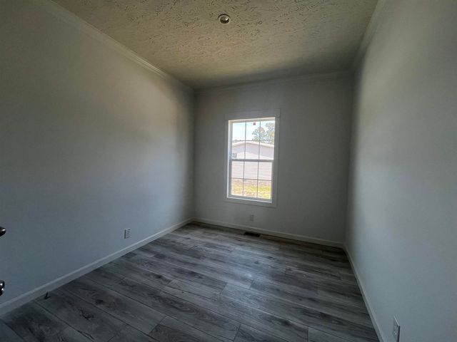 7760 Kerl Rd., Conway, SC 29527