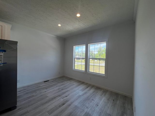 7760 Kerl Rd., Conway, SC 29527