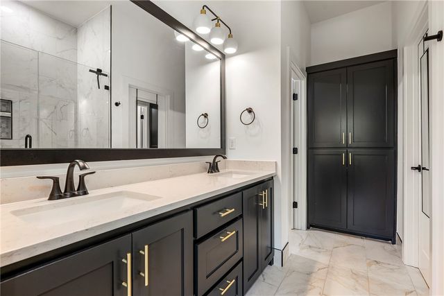 17 Rupert Lane, Bella Vista, AR 72715