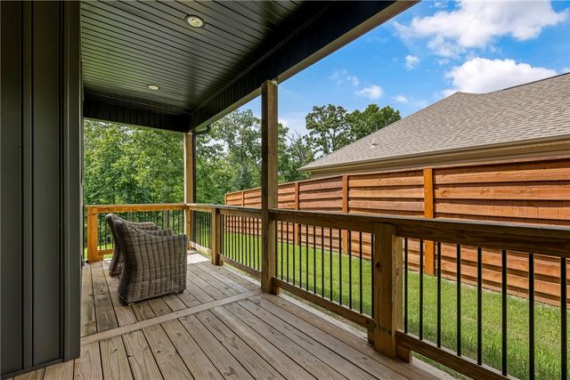 17 Rupert Lane, Bella Vista, AR 72715