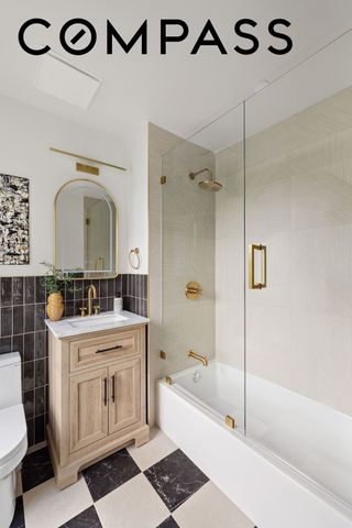 123 Willoughby Avenue, New York City, NY 11205