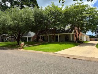 9092 Ferry Creek Drive, Shreveport, LA 71106