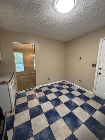 810 Crab Orchard Court, Roswell, GA 30076