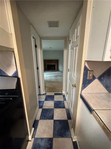 810 Crab Orchard Court, Roswell, GA 30076