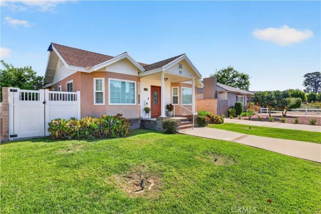 1725 3rd, La Verne, CA 91750