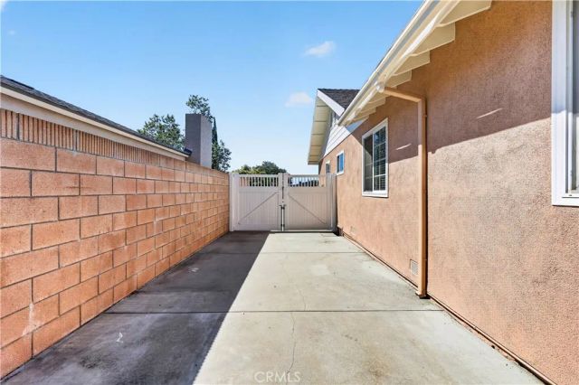 1725 3rd, La Verne, CA 91750
