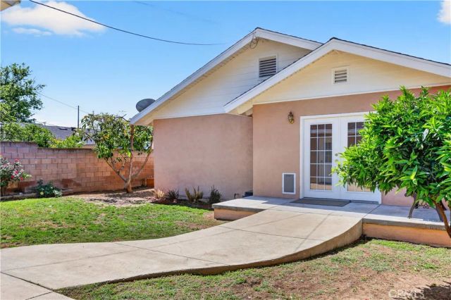 1725 3rd, La Verne, CA 91750