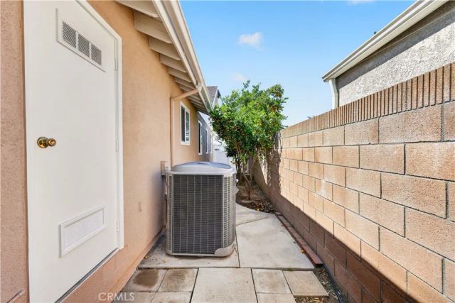 1725 3rd, La Verne, CA 91750