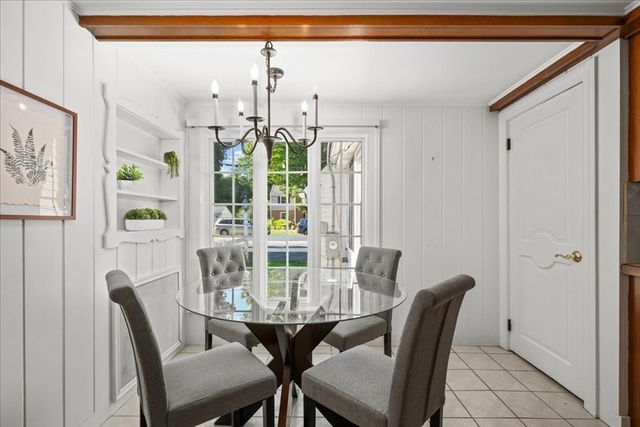 28 Kenilworth Rd, Shrewsbury, MA 01545