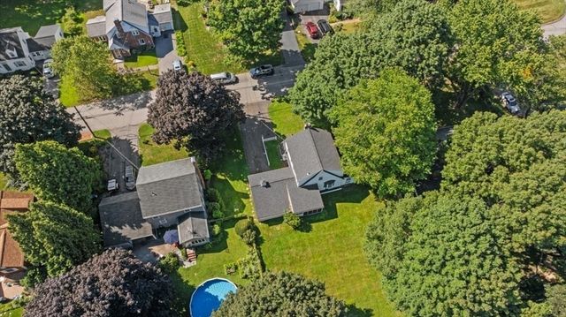 28 Kenilworth Rd, Shrewsbury, MA 01545