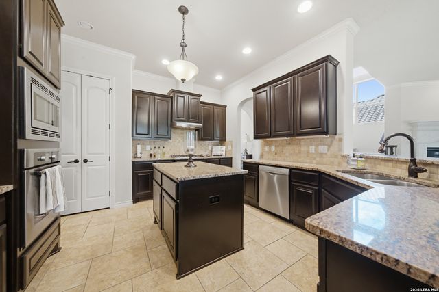 25215 ESTANCIA CIR, San Antonio, TX 78260