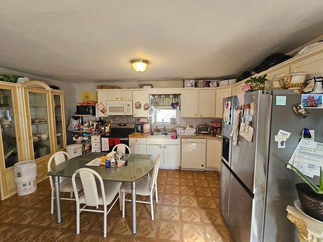 37 Tuttle St, Revere, MA 02151