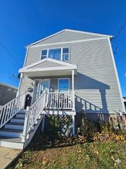 37 Tuttle St, Revere, MA 02151