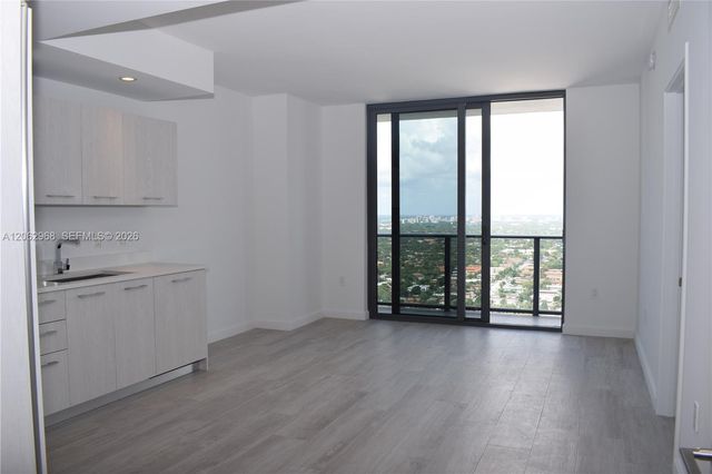 55 SW 9th Street 3507, Miami, FL 33130