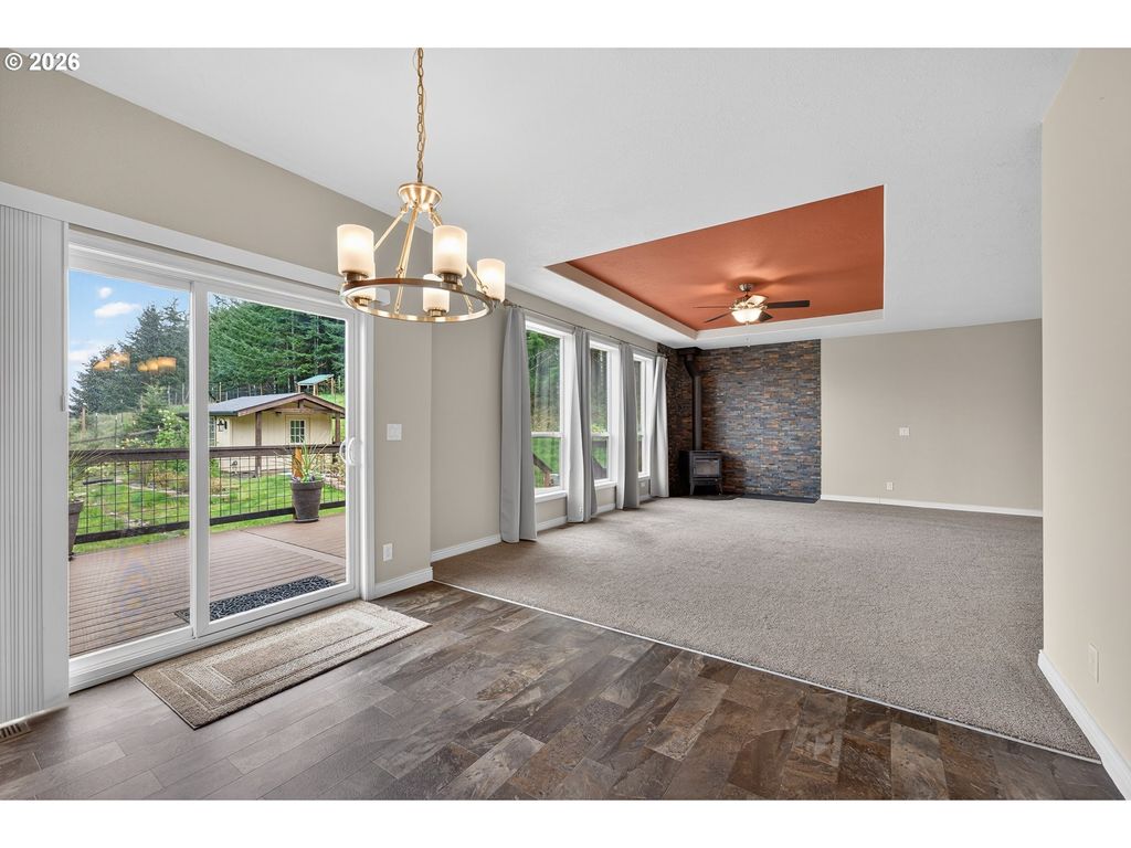 Image 11 of property listing at 29970 SALMON RIVER Hwy, Grand Ronde, OR 97347