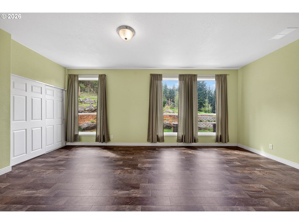 Image 21 of property listing at 29970 SALMON RIVER Hwy, Grand Ronde, OR 97347