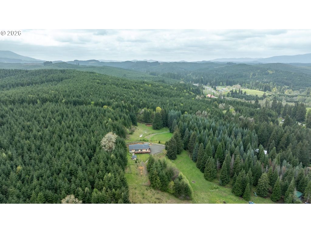 Image 46 of property listing at 29970 SALMON RIVER Hwy, Grand Ronde, OR 97347