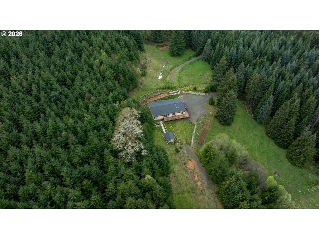 Image 47 of property listing at 29970 SALMON RIVER Hwy, Grand Ronde, OR 97347