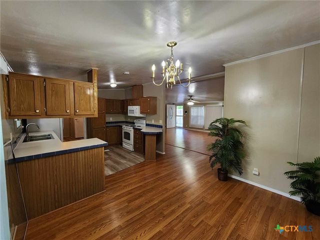 922 Ashwood Drive, Harker Heights, TX 76548