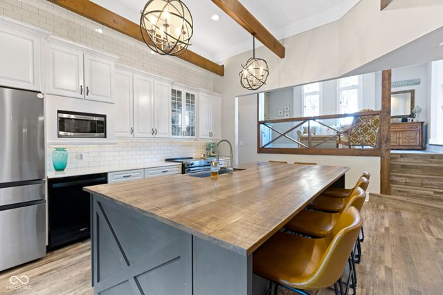 17320 Joliet Road, Westfield, IN 46074