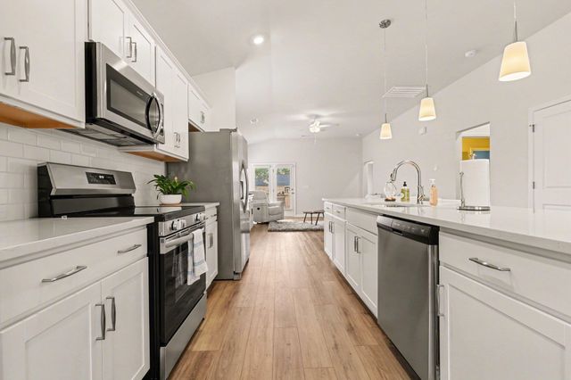 427 McGarry Dr., Myrtle Beach, SC 29588