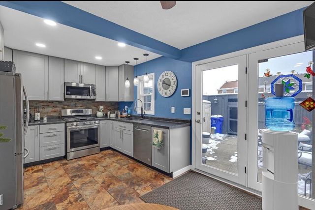 556 pamlico Street, Columbus, OH 43228