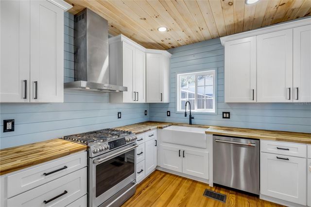 532 FAULKNER STREET, New Smyrna Beach, FL 32168