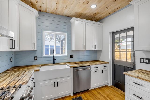 532 FAULKNER STREET, New Smyrna Beach, FL 32168