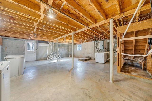 1525 Bandy Mill RD, Hardy, VA 24101