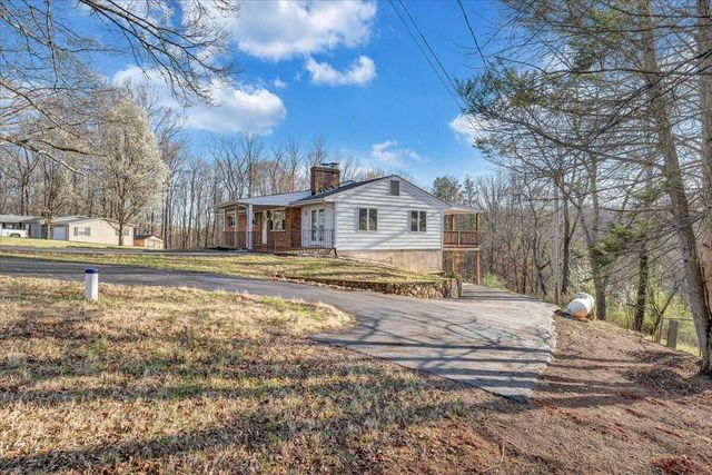 1525 Bandy Mill RD, Hardy, VA 24101