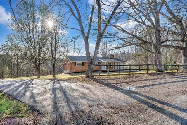 1525 Bandy Mill RD, Hardy, VA 24101