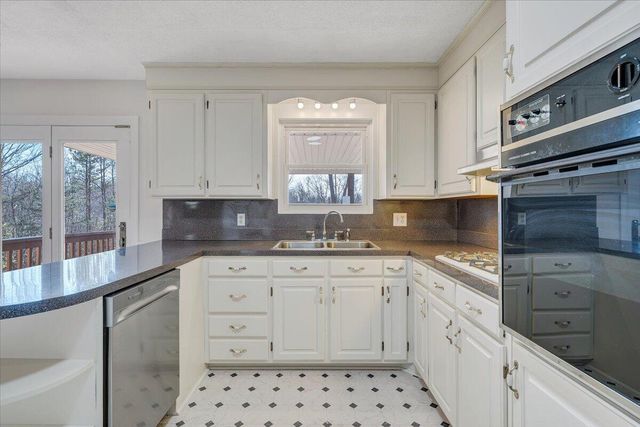 1525 Bandy Mill RD, Hardy, VA 24101