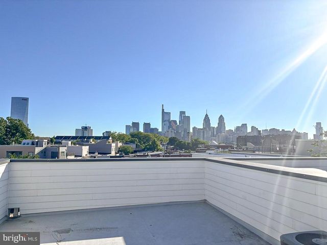 2527 GRADUATE SQ, Philadelphia, PA 19146