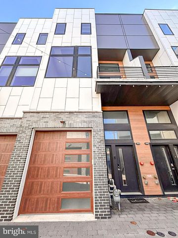 2527 GRADUATE SQ, Philadelphia, PA 19146