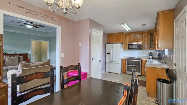 18372 Upland Trail, Athens, AL 35613