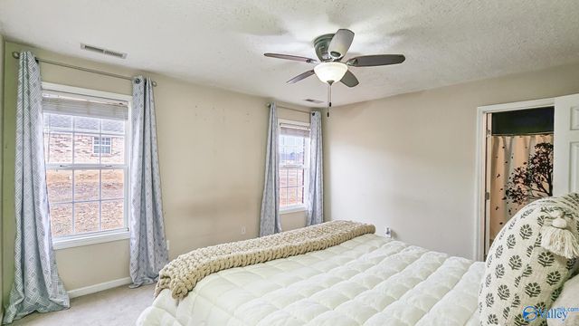 18372 Upland Trail, Athens, AL 35613